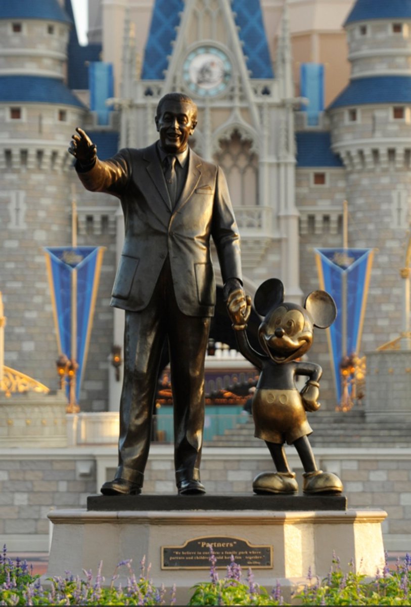 ⚠️WOKE CONTENT⚠️

It's called "The Happiest Place on Earth", but during its early years, Disneyland was hotbed of segregation until 1963.

Of course it was. 

True story.

#KeepItWoke

#ResistanceRoots
#ProudWokeHistory
#USDemocracy
#DedicatedToTam✡️🕊

gbtimes.com/was-disneyland…