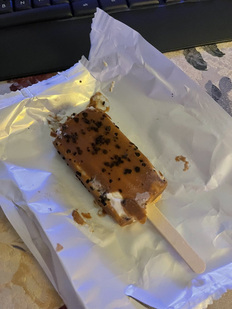 AionViot's tweet photo. @GoodHumor what I got and what it is supposed to look like? https://t.co/yBS5vfJLsq
