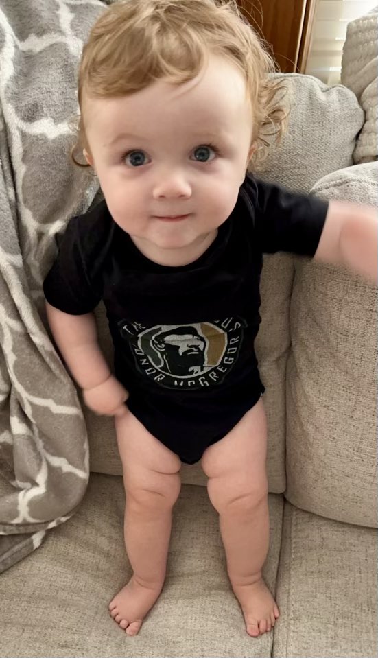JimmyThreeGats's tweet photo. @TheNotoriousMMA The wee man knows what’s up! #McGregorForever https://t.co/WsurwdeefZ