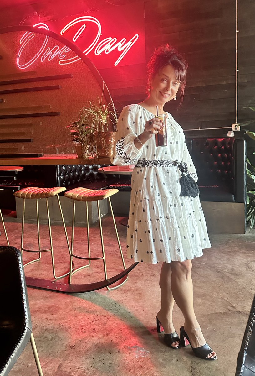 JeniML93's tweet photo. #ootd @LouboutinWorld #heels #ALovesA #dress @MCMtweets #handbag https://t.co/I6mAbwYD1j