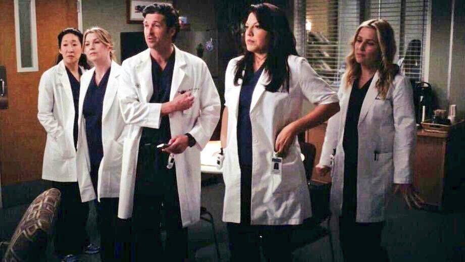 GreysAnatomyHD's tweet photo. i would do anything to have these 5 together again #GreysAnatomy https://t.co/3MLZsqaSov