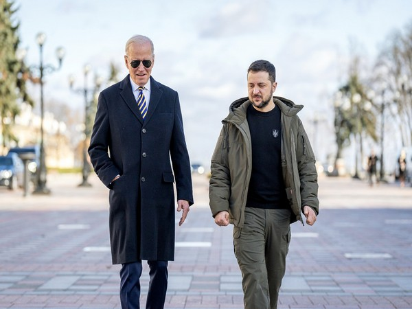ani_digital's tweet photo. Zelenskyy meets Biden at UNGA; to discuss Ukraine's "Plan of Victory" today
Read @ANI Story | https://t.co/826cjYE4QZ
#Zelenskyy #Biden #UNGA #PlanofVictory https://t.co/BmPv5FDFOE