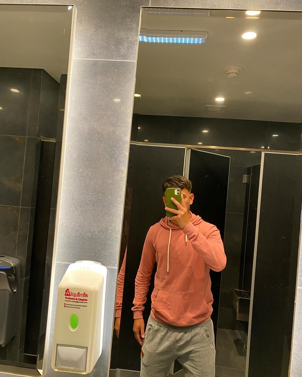 Palaciioo10's tweet photo. 🥰 https://t.co/g21cb4WZny