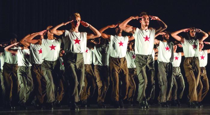 Danza Contemporánea de Cuba es un referente del movimiento artístico. 65 años cumple la compañía que fundó Ramiro Guerra. De "Suite yoruba" a su  vibrante "Carmina Burana, la agrupación que dirige Miguel Iglesias transita por tierra fértil y un sólido caudal de talentos.