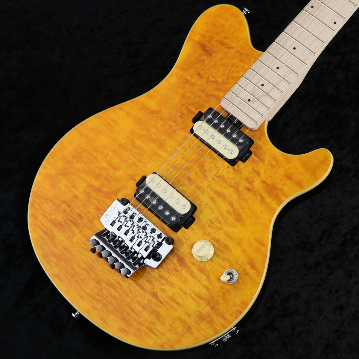 ishibashichamz's tweet photo. Sterling by MUSICMAN / AX40が日本限定にて待望の復刻！

MUSICMANのAXISを彷彿とさせるモデルで、トレモロはロッキングタイプが搭載！🤘🤘

是非この機会にご検討下さいませ！！🔥

▼詳細はコチラ
https://t.co/4h4tiluXgp

#AX40 #Sterling #MUSICMAN https://t.co/geR6ANU4Qj