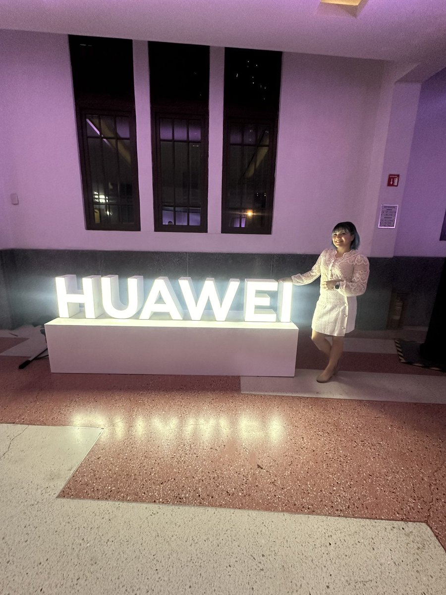 Hoy presentamos nuevos productos con <a href="/HuaweiMobileMx/">Huawei Mobile Mx</a>  🙌🏻😄