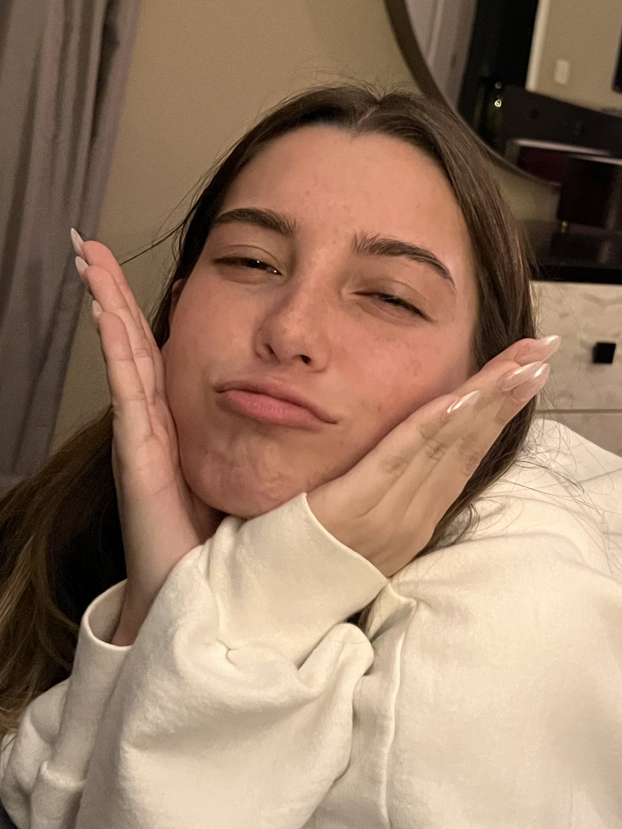 barbgonzo's tweet photo. A late post is better than no post…Hapoy National Daughters Day to my duo! They are my why for almost everything I do! @magsgonzo_ https://t.co/BBckHqyHv1