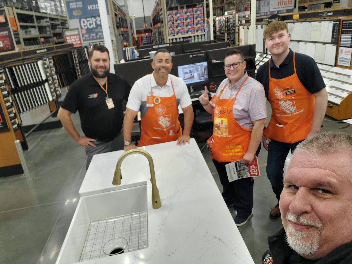 John_JohnsonWSF's tweet photo. Had a great time getting to know HD0432 Maricopa !!!  Grand Opening is Tomorrow !!! 
#homedepot
@jamie_kempton 
@DaveDan55090273 
@Tchill187 https://t.co/R87uGsVID8