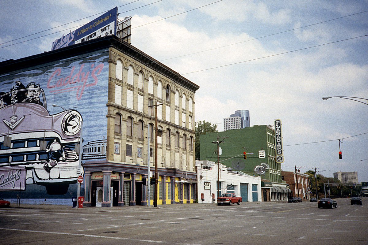 cammillerfilms's tweet photo. Before The Banks in Cincinnati. https://t.co/30enZojPbj