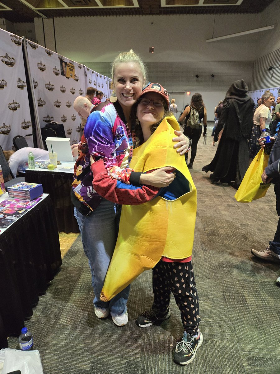 AlexisVose's tweet photo. @CatherineSuth11 !!!!! Such a beautiful sweet pink 💗 lady to meet at @Hamiltoncomic Thank you for being so amazing and Morphinominal! Can't wait to meet you again and support @PowerPlayback #PowerRangers #hamiltoncomiccon #powerplayback #catherinesutherland  💗🫂❤️ https://t.co/34wfWEsOs6