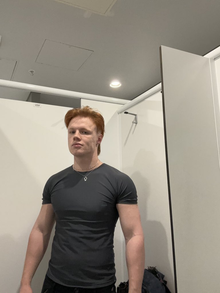 Himbo in STEM 💖 tweet media