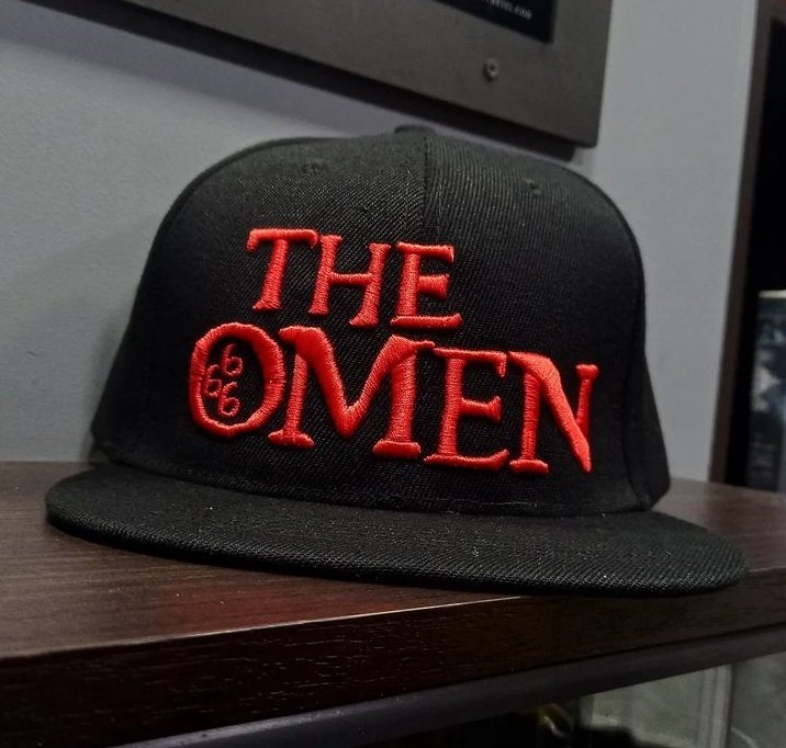 mechasmiau's tweet photo. TIENDA UNDERWORLD 
Novedades

Gorras planas 

Envíos nacionales 📦 https://t.co/xfObnmItQU