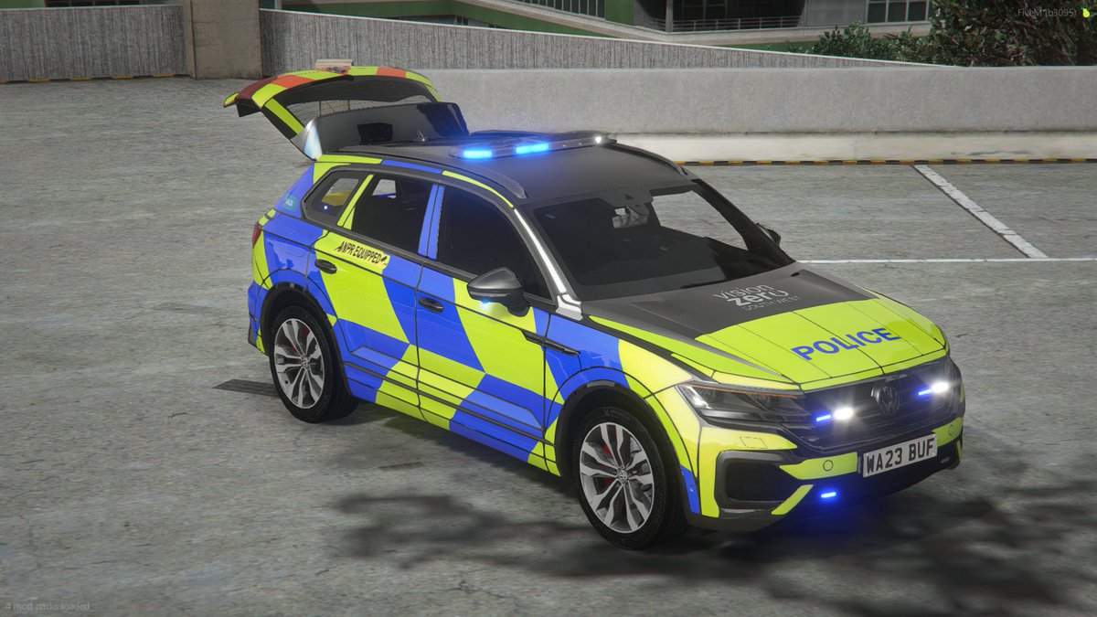 Crown_Workshop's tweet photo. This is a 2023 Volkswagen Touareg Roads Policing car used by Devon &amp; Cornwall Police.
#FiveM #Development #GTA5RP 
https://t.co/31Fl9rdWeX https://t.co/t9CJFhMrZU