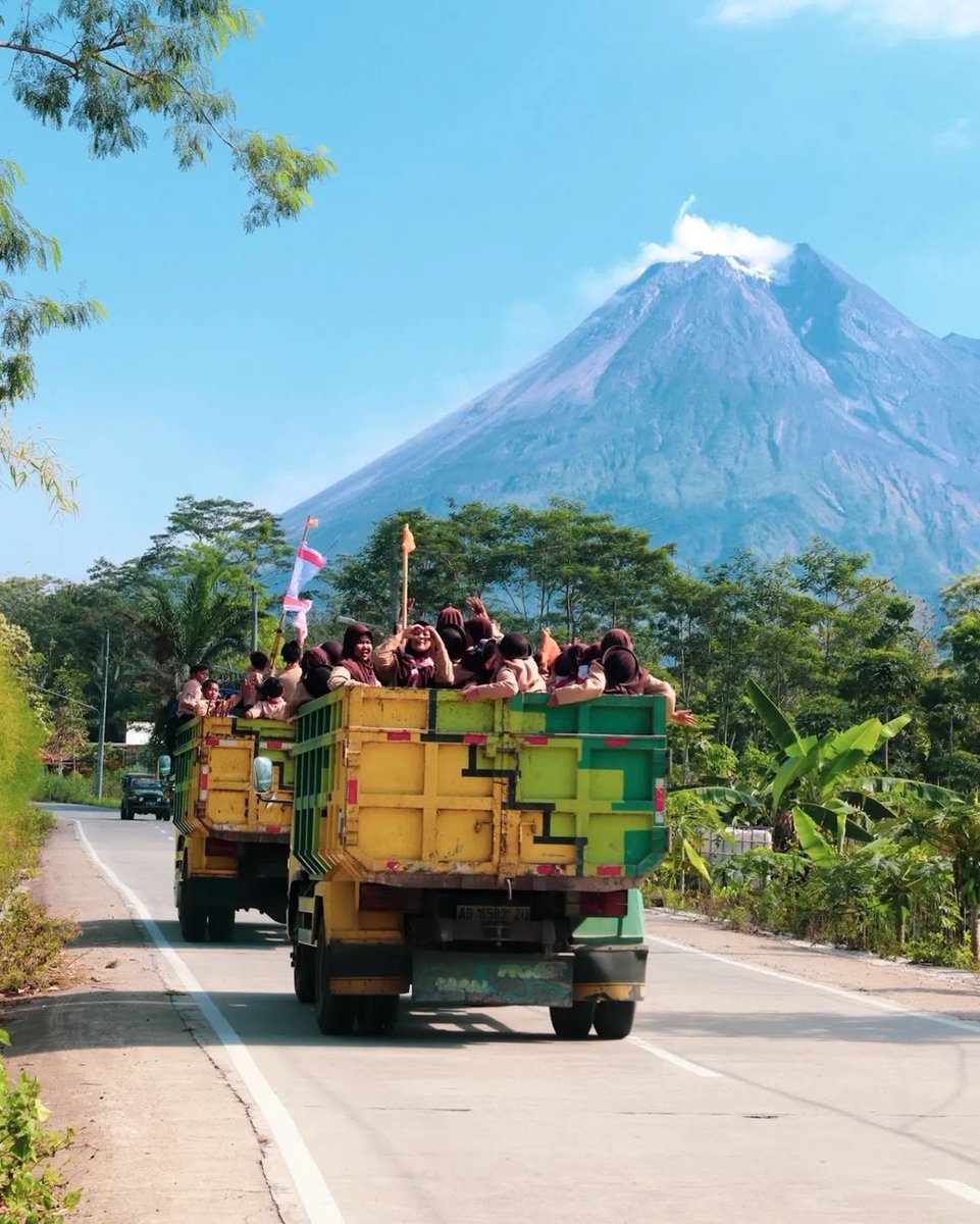 merapi_uncover's tweet photo. Merapi tak pernah ingkar janji 🫶🏻

#Merapi 
#merapimountain

(yassir_fahmi) https://t.co/GOPrQg1DDP