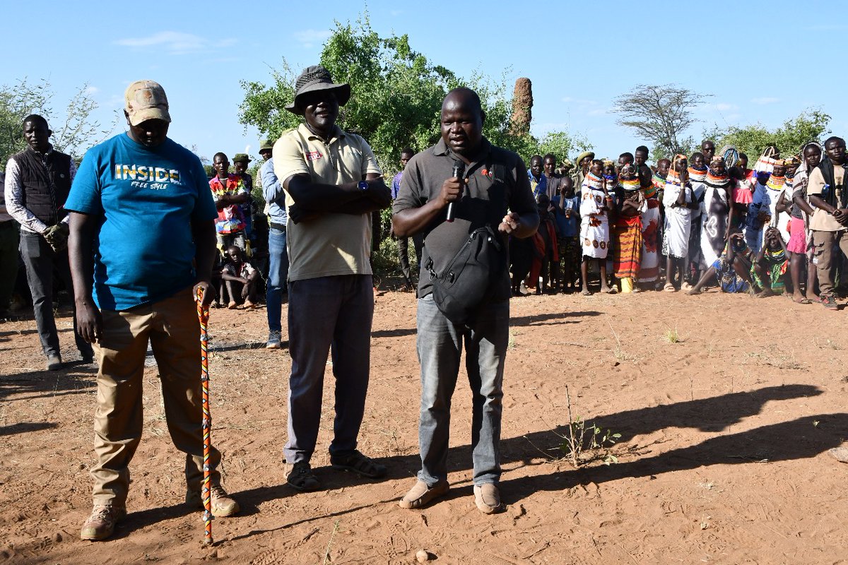 AArupur's tweet photo. Maata Ateker! Historic moment! We must stand together for our people. 38 cattle, 13 donkeys, and two guns stolen and raided by the Nyangatom of South Sudan have been recovered and returned to their owners on 24/09/2024. May peace prevail for Ateker. Peace begins with a smile. https://t.co/lRpN6ZwTz0