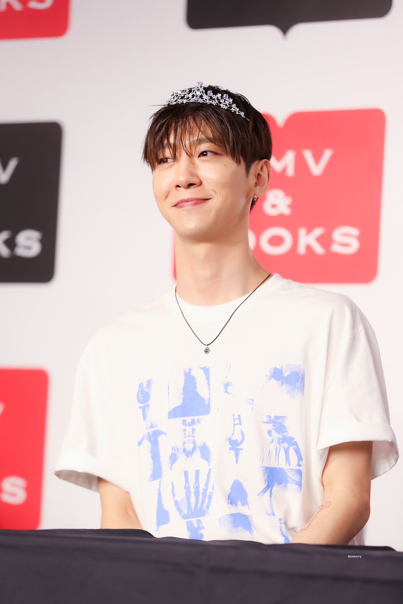 Blueberry (@blueberry__bbb) on Twitter photo 240827 HMV ํฌ์ฌ์ธํ
#BANG_JUNG_YOO_MOON #๋ฐฉ์ ์ ๋ฌธ
#๋ฐฉ์ฉ๊ตญ #BANGYONGGUK
#BAP #๋น์์ดํผ
<a href="/BAP_Bangyongguk/">Bang yongguk</a> 240827 HMV ํฌ์ฌ์ธํ
#BANG_JUNG_YOO_MOON #๋ฐฉ์ ์ ๋ฌธ
#๋ฐฉ์ฉ๊ตญ #BANGYONGGUK
#BAP #๋น์์ดํผ
<a href="/BAP_Bangyongguk/">Bang yongguk</a>