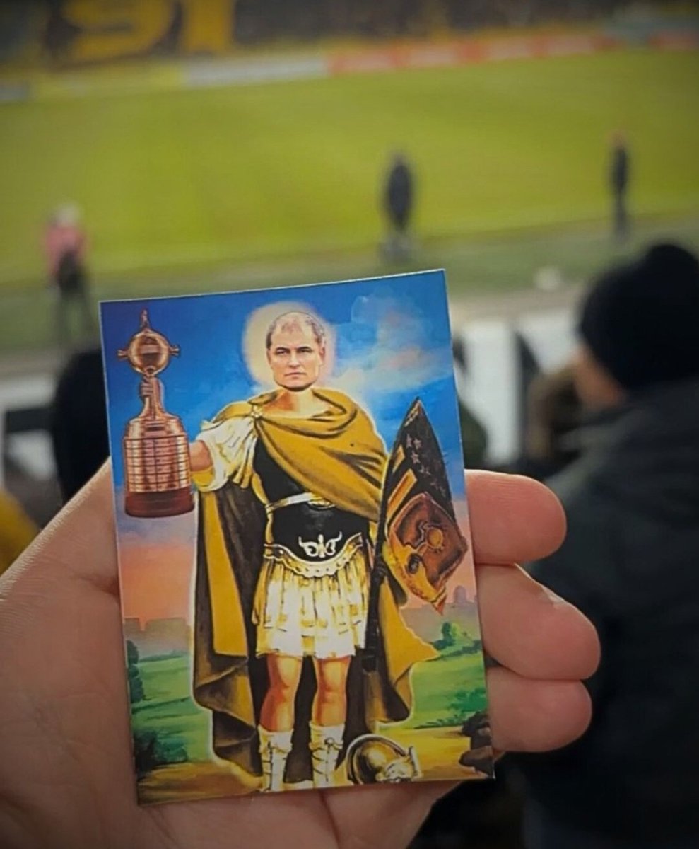 PyD1891's tweet image. Te cruzaste con la Fiera de la suerte. RT para clasificar a semifinales.