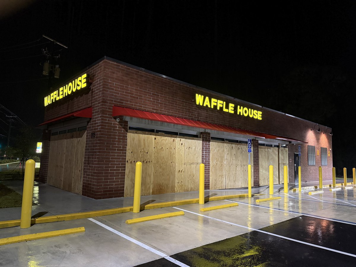 wxcorey's tweet image. Never…in my life…

If your gauge on how bad a hurricane will be is dictated by whether Waffle House is opened or closed, you better move to Alaska right now.