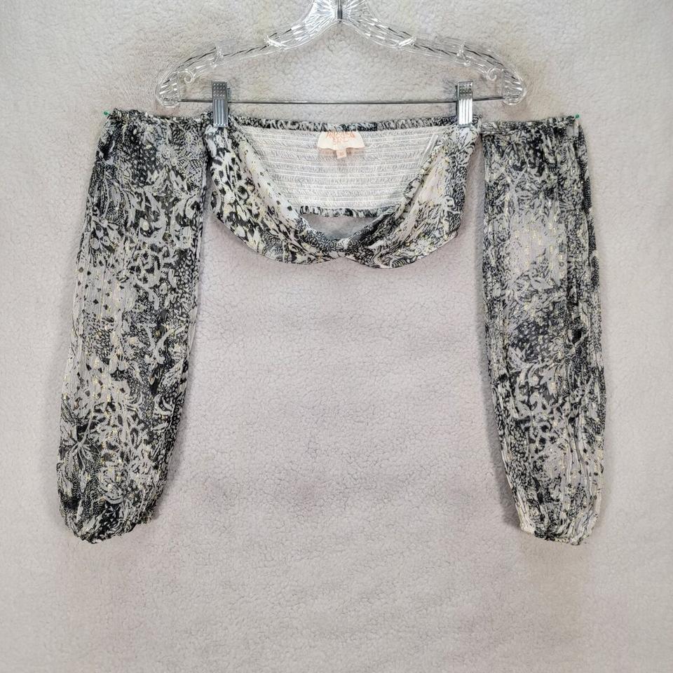 SugarThreaded's tweet image. Our sultry crop tops are here to save your wardrobe and your wallet.
For 15% OFF use code: FALLINTOSAVINGS
Ship up to 5 items for $10.00!
#VintageCropTops #StyleOnABudget #RetroChic #SlayAndSave #SummerVibes #OOTD #StyleInspo #SummerStyle #summerfits #SummerFashion #Fashionista