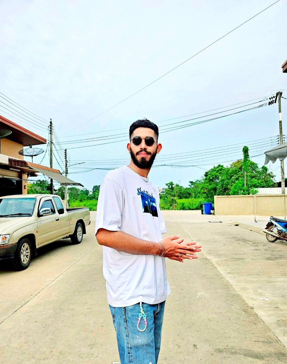 เปลี่ยนลุคใหม่บ้าง 🧔‍♂️