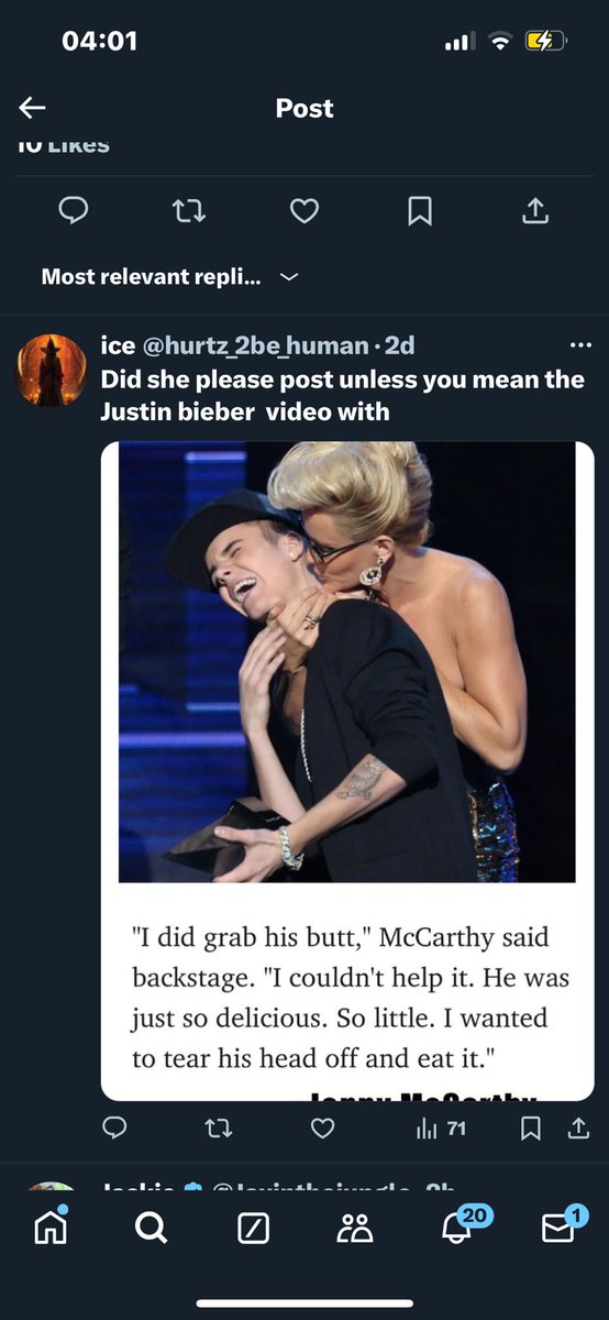 DaniJCarter's tweet photo. @MnutuaB99 @HillbillyTkR91 @Stashablue @Pink NO SHE DIDNT. 

It wasn't even her 😂😂😂 how uneducated are you? Try not to hop on every band wagon that takes your fancy. It's not even her in the pic you uneducated twat https://t.co/84zQSpohYI