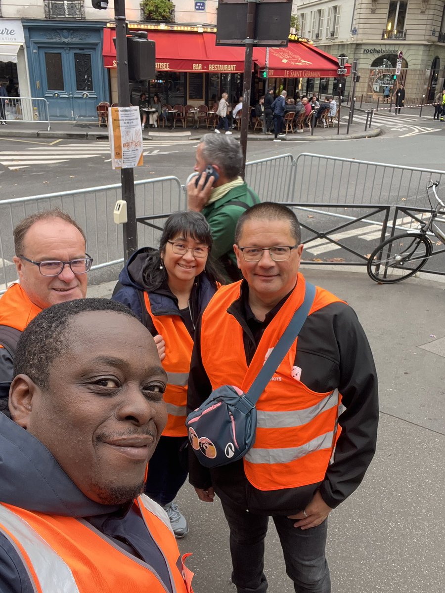 Mise en place progressive mais déterminée, une réponse doit être apportée à la problématique du #FretFeroviaire 
À l’heure du défi climatique il ne peut y avoir de transport de marchandises sans un fret ferroviaire fort et justement financé. La <a href="/cfdtcheminots/">cfdtcheminots</a> ne lâchera rien