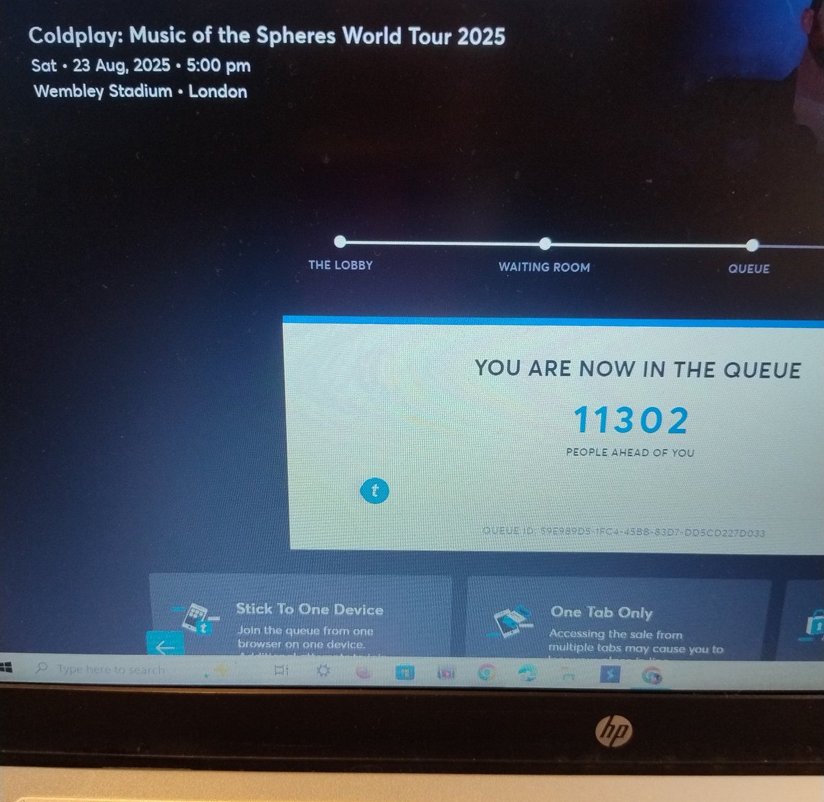 wet_kipper's tweet image. Dad, are you busy on Thursday morning, can you do me a favour?
#Coldplay #PreSale
#queueing