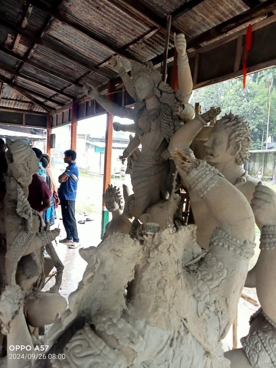HinduVoice_in's tweet photo. #Pogrom is going on in #Bangladesh.
News coming in from #Maymensingh district.
Another Hindu temple is under attack.
Yesterday night(25/09/2024), unknown miscreants attacked Govindabari Durga Mandir in #Gouripur.
Several Murtis were broken.
Local Hindus alleged that police have ordered them not to post any photos or videos on social media.