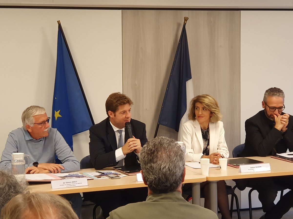 #PlanAttractivitéMédicale 🖊️| Un projet partenarial au bénéfice de l'attractivité du territoire pour favoriser les installations médicales et paramédicales.
🎯 Permettre à l'ensemble de la population d'accéder aux soins !