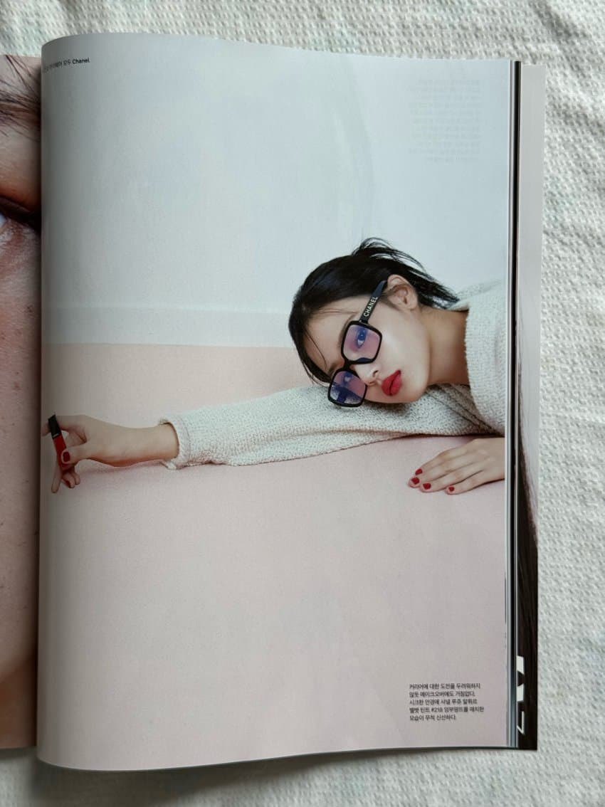 picsnewjeans's tweet photo. #MINJI For MARIE CLAIRE https://t.co/kyghC91baK