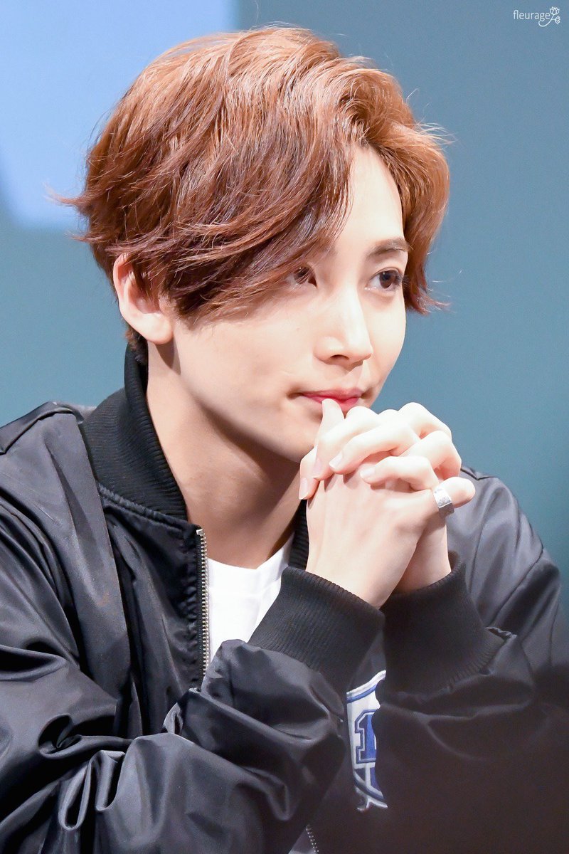 kpopyunicon's tweet photo. あのハニが兵役に行く年齢になるなんて、、
体力ない天使だけど体に気をつけて無事に笑顔で帰ってきてね👼
いってらっしゃい💎

#JEONGHAN #ジョンハン
#SEVENTEEN https://t.co/7gzN5O2Sri