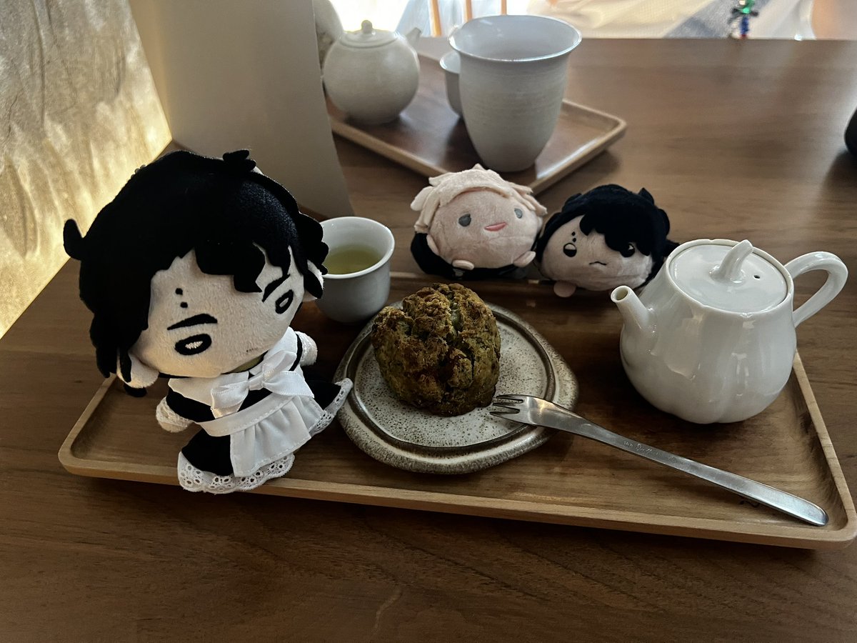 Yuan_77089's tweet photo. 女僕臣臣陪我喝茶😍 https://t.co/vZLwsCA5Y5