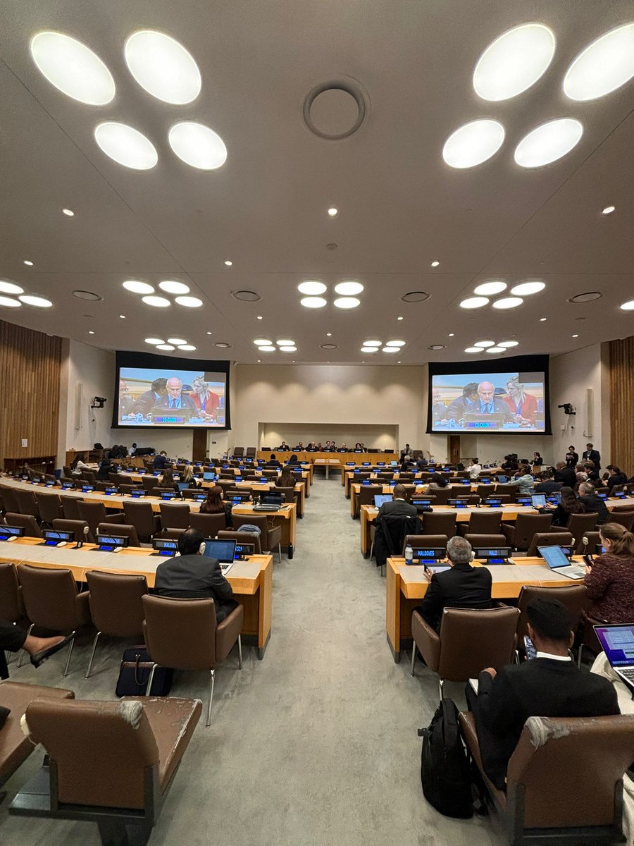 Ocean & Climate Platform (@ocean_climate) on Twitter photo 🌍At #UNGA79 #SeaLevelRise plenary, <a href="/LPicourt/">Loreley Picourt 🧜🏼♀️</a> recalled the #SEATIES Recommendations to #adapt coastal cities🌊, urging w/ <a href="/gouvernementFR/">Gouvernement</a>🇫🇷, <a href="/presidenciacr/">Presidencia de la República 🇨🇷</a> 🇨🇷 & <a href="/VilledeNice/">Ville de Nice</a> global action via the future "Ocean Rise & Resilience Coalition" #UNOC3 : "Join us, the time is now!"⌚️ 🌍At #UNGA79 #SeaLevelRise plenary, <a href="/LPicourt/">Loreley Picourt 🧜🏼♀️</a> recalled the #SEATIES Recommendations to #adapt coastal cities🌊, urging w/ <a href="/gouvernementFR/">Gouvernement</a>🇫🇷, <a href="/presidenciacr/">Presidencia de la República 🇨🇷</a> 🇨🇷 & <a href="/VilledeNice/">Ville de Nice</a> global action via the future "Ocean Rise & Resilience Coalition" #UNOC3 : "Join us, the time is now!"⌚️