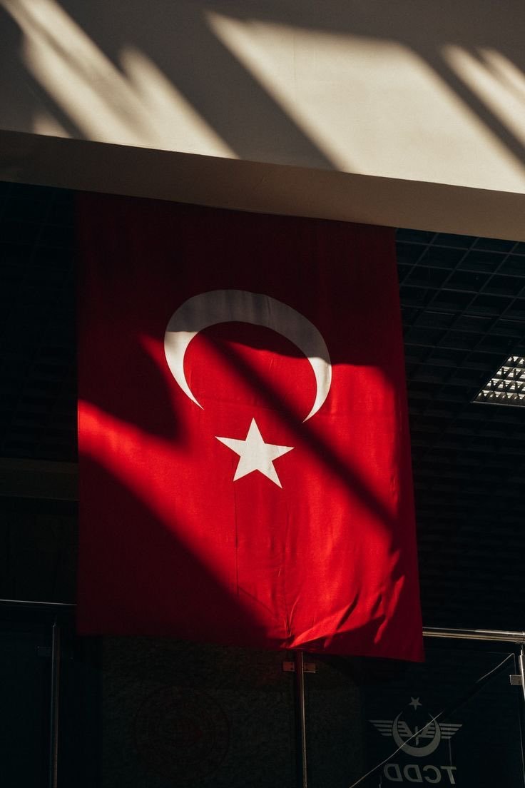 Varımız da sensin yoğumuz da...