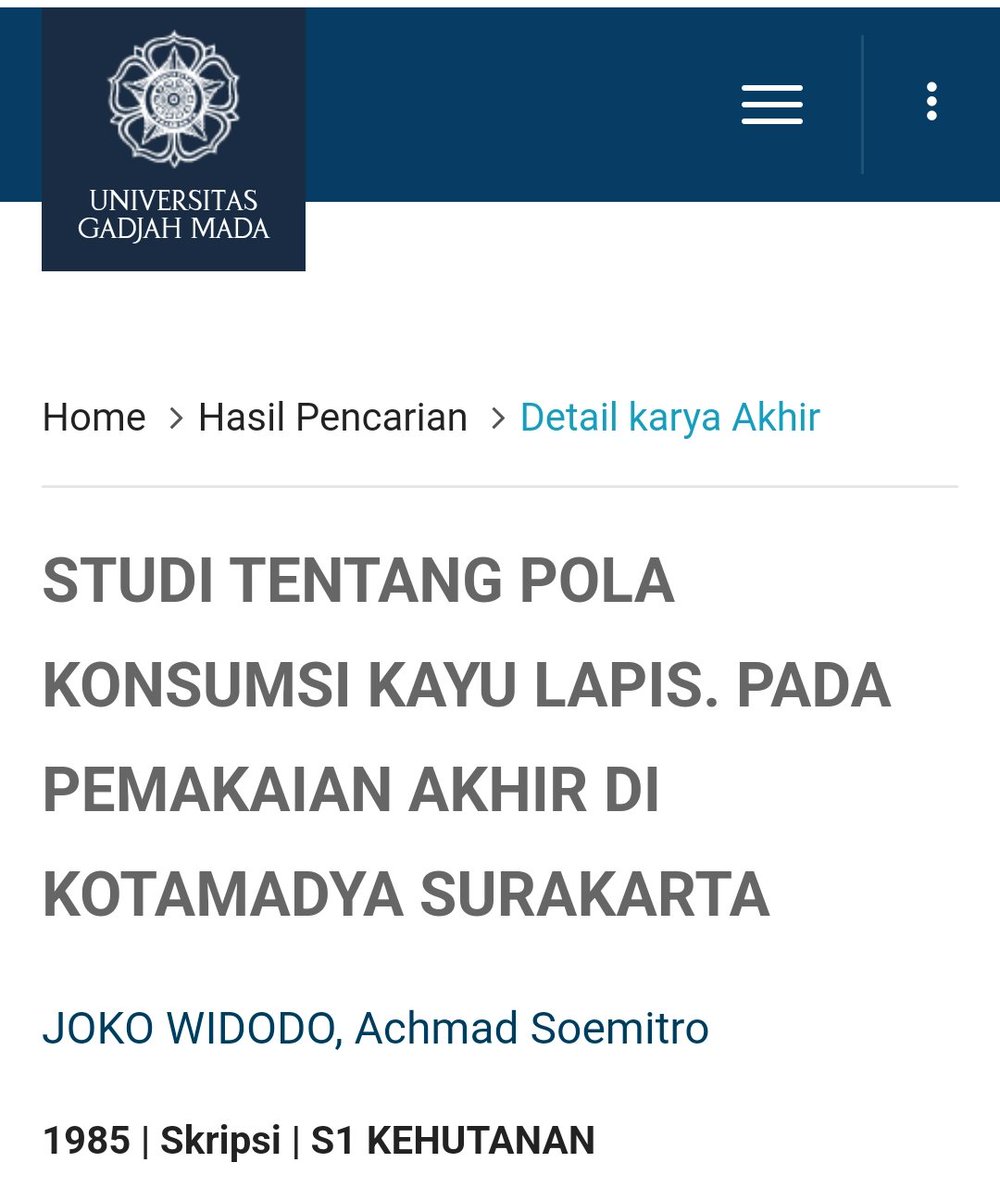 DokterTifa's tweet photo. Kebohongan yang betul-betul sundul langit tak ada lawan karena melibatkan Institusi Besar, UGM.

Satu
"Joko Widodo",  Mahasiswa Fakultas Kehutanan UGM, TIDAK PERNAH  kuliah di jurusan Teknologi Kayu.

Kenapa?

Karena tidak pernah ada Jurusan Teknologi Kayu di Fak Kehutanan UGM, dari  sejak berdirinya Fakultas tersebut di tahun 1963 sampai sekarang.

Ketika "Joko Widodo" kuliah di tahun 1980

Ada 4 Jurusan yang ada:

1. Ekonomi dan Perusahaan Hutan
2. Silvikultur
3. Teknologi Kehutanan
4. Konservasi Sumberdaya Hutan
(Saat ini keempat jurusan tersebut sudah berganti nama, tetapi tetap tidak tidak ada Jurusan Teknologi Kayu)

Artinya, ketika Mulyono sampaikan dia kuliah di Fakultas Kehutanan Jurusan Teknologi Kayu, entah dia lupa ingatan, gila dadakan, atau lupa contekan.

Dua

"Joko Widodo" yang kuliah di Fak Kehutanan UGM tahun 1980, TIDAK PERNAH memiliki Dosen Pembimbing Skripsi bernama Ir. Kasmudjo.

Karena berdasarkan repository UGM, untuk Skripsi mahasiswa bernama Joko Widodo, Pembimbingnya adalah Prof, Ir. Achmad Soemitro (almarhum)

Jadi, ketika Mulyono, mengatakan bahwa dia dibimbing oleh Ir Kasmudjo, berarti dia lupa ingatan, dan sembarangan memanggil Dosen untuk dia akui sebagai Dosen Pembimbing.

Padahal, kalau benar dia Pemilik Skripsi yang termuat di Repository UGM, tidak mungkin seorang mahasiswa lupa siapa Dosen Pembimbingnya, kecuali dia penderita lupa ingatan.

Tiga

Kalau seseorang pernah menjadi Mahasiswa betulan, pernah dibimbing betulan oleh Pembimbing Skripsi

TIDAK PERNAH DALAM SEJARAH MANAPUN, ada Dosen Pembimbing Skripsi yang galak sampai  bentak-bentak mahasiwanya. Kecuali mahasiswa itu tolol atau gila.

atau sebetulnya  tidak pernah jadi mahasiswa, cuma halusinasi saja: 

Membayangkan dia jadi Mahasiswa UGM, Dosennya galak suka bentak-bentak, seperti yang dia baca  di Komik Doraemon.