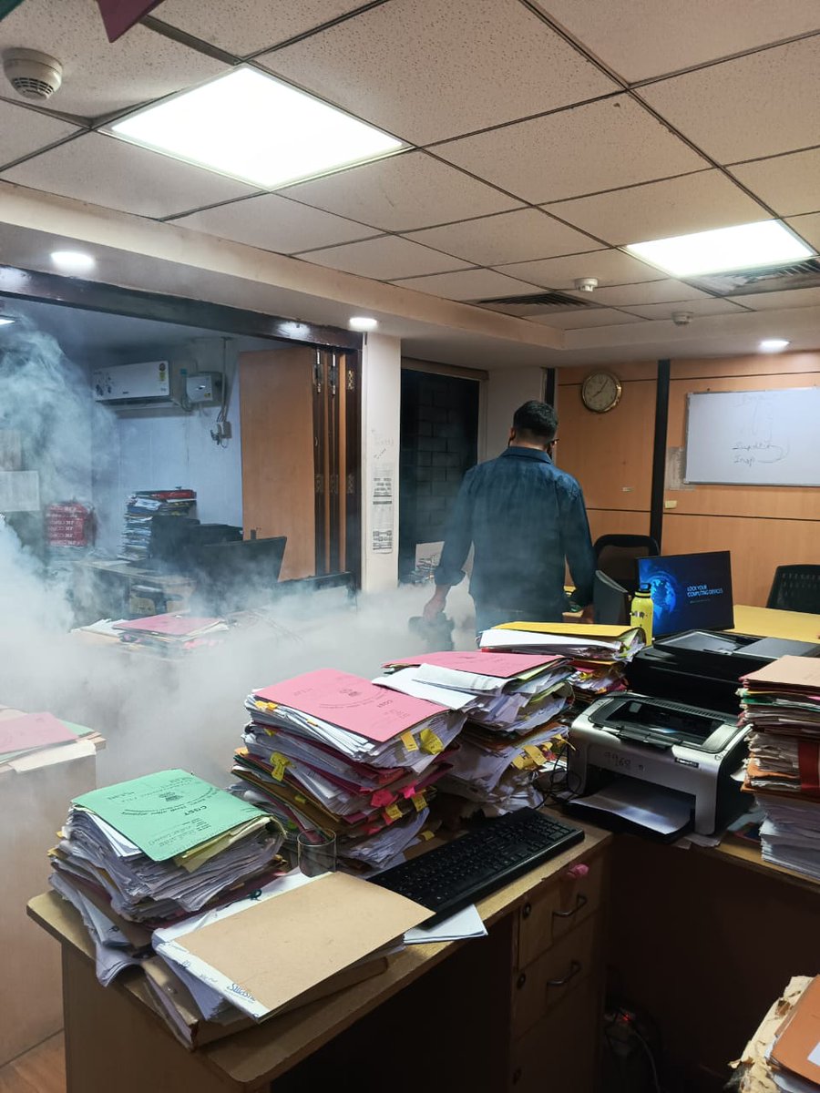 As part of the Swachhta Hi Seva (SHS) 2024, Pest control activity and cleanliness drive was conducted in CGST Delhi South Commissionerate. All the officers/staff took part in the cleanliness drive.
#SwachhtaHiSeva2024 <a href="/cbic_india/">CBIC</a> <a href="/cgstdelhizone/">CGST Delhi Zone</a>