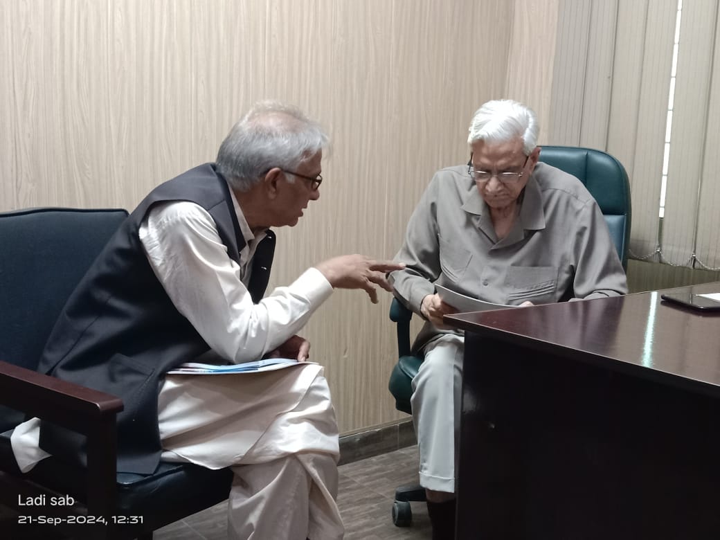 CSJ's delegation met with Ch. Mahmood Bashir Virk, Chairman of the Standing Committee on Law &amp; Justice, to present proposed amendments to the #NCMR Bill &amp; discuss concerns regarding the #JilaniJudgment.
#MinoritiesRights #ForcedConversion