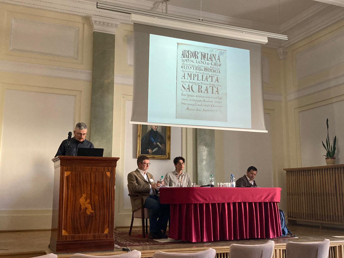 network_heloise's tweet image. the first panel of the #XIIIHeloise &quot;Western Sources of the #Kyiv-Mohyla Academy: Education in the 17th-18th Centuries&quot; featured papers by Mykola Symchych, Mykola Fediai, and Roman Kyselov.

#HistoryOfKnowledge #Ukraine 

#HRKCentre @PAN_akademia @KnowStudents @ERC_Research