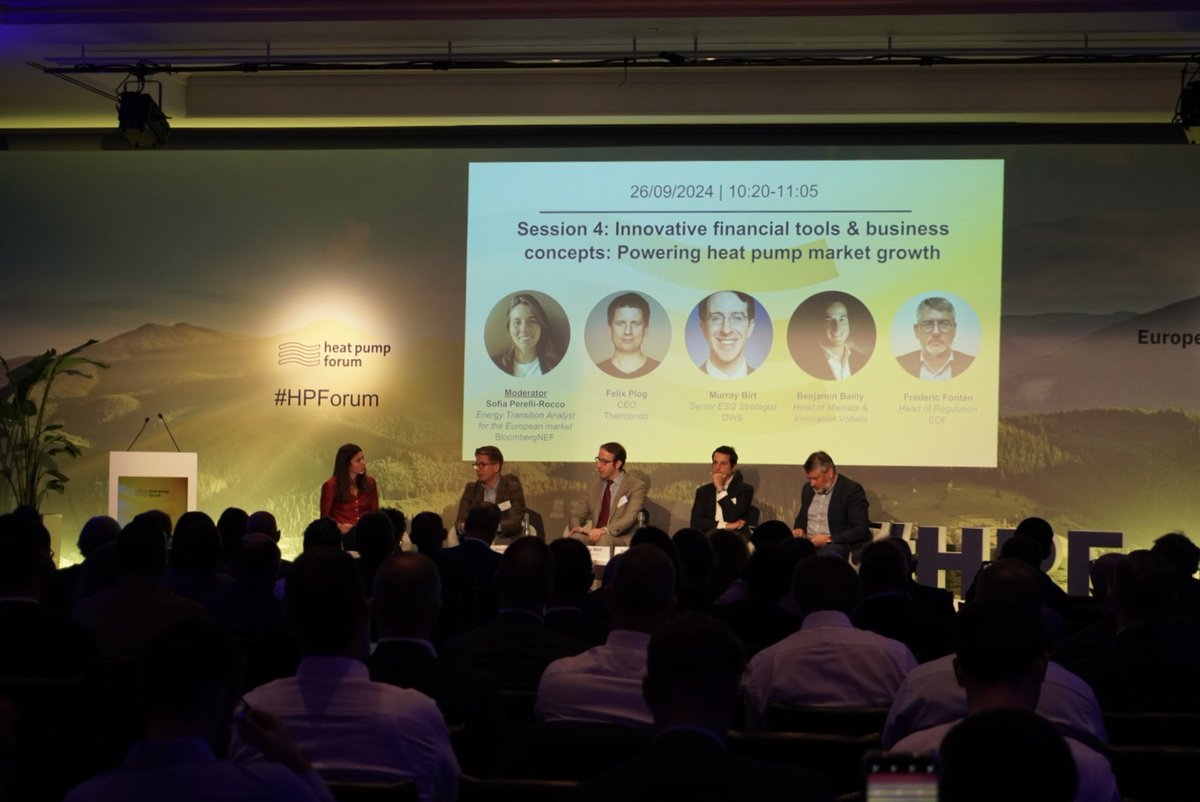 helloheatpumps's tweet image. How to develop effective financial instruments for #HeatPumps? 

Dive into the first panel of Day 2️⃣ of the #HPForum with speakers from @Thermondo, @DWS_Group, @Voltalis &amp;amp; @edfenergy. 

🎙️Moderated by Sofia Perelli-Rocco – @BloombergNEF. 

Full agenda 👉hp-forum.eu