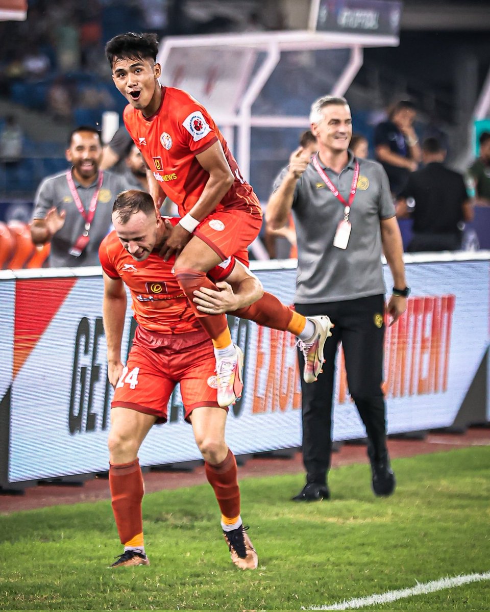 DAFootball_'s tweet photo. Ezequiel Vidal 🇦🇷 and Filip Mrzljak 🇭🇷 score as Punjab Fc 🟠 make it 3 Wins in 3 Games ✅

Top of the Table 🔝🤩

#IndianFootball #IndianSuperLeague #PFCHFC #PunjabFc #HyderabadFc #TheShers #PunjabDaJosh https://t.co/glnAWFh2Zz