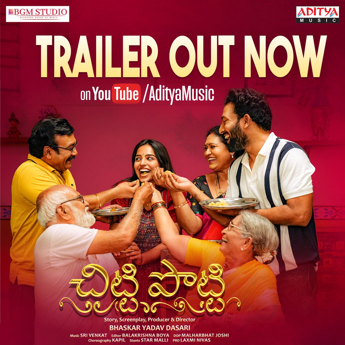 Aditya Music (@adityamusic) on Twitter photo Experience the highs and lows of emotions in the fun-filled #ChittiPotti Trailer, out now!
▶️ youtu.be/P_rSIfjtEik
#ChittiPottiOnOct3rd
<a href="/rammittakanti/">Ram’anna’</a> #Pavithra #Kashvi #SriVenkat <a href="/ursbhaskaryadav/">Bhaskar Yadav Dasari</a> #MalherbhattJoshi #BoyaBalakrishna <a href="/Penjarthi112233/">penjarthi hemanth kumar</a> #SivaKumar #Kapil Experience the highs and lows of emotions in the fun-filled #ChittiPotti Trailer, out now!
▶️ youtu.be/P_rSIfjtEik
#ChittiPottiOnOct3rd
<a href="/rammittakanti/">Ram’anna’</a> #Pavithra #Kashvi #SriVenkat <a href="/ursbhaskaryadav/">Bhaskar Yadav Dasari</a> #MalherbhattJoshi #BoyaBalakrishna <a href="/Penjarthi112233/">penjarthi hemanth kumar</a> #SivaKumar #Kapil