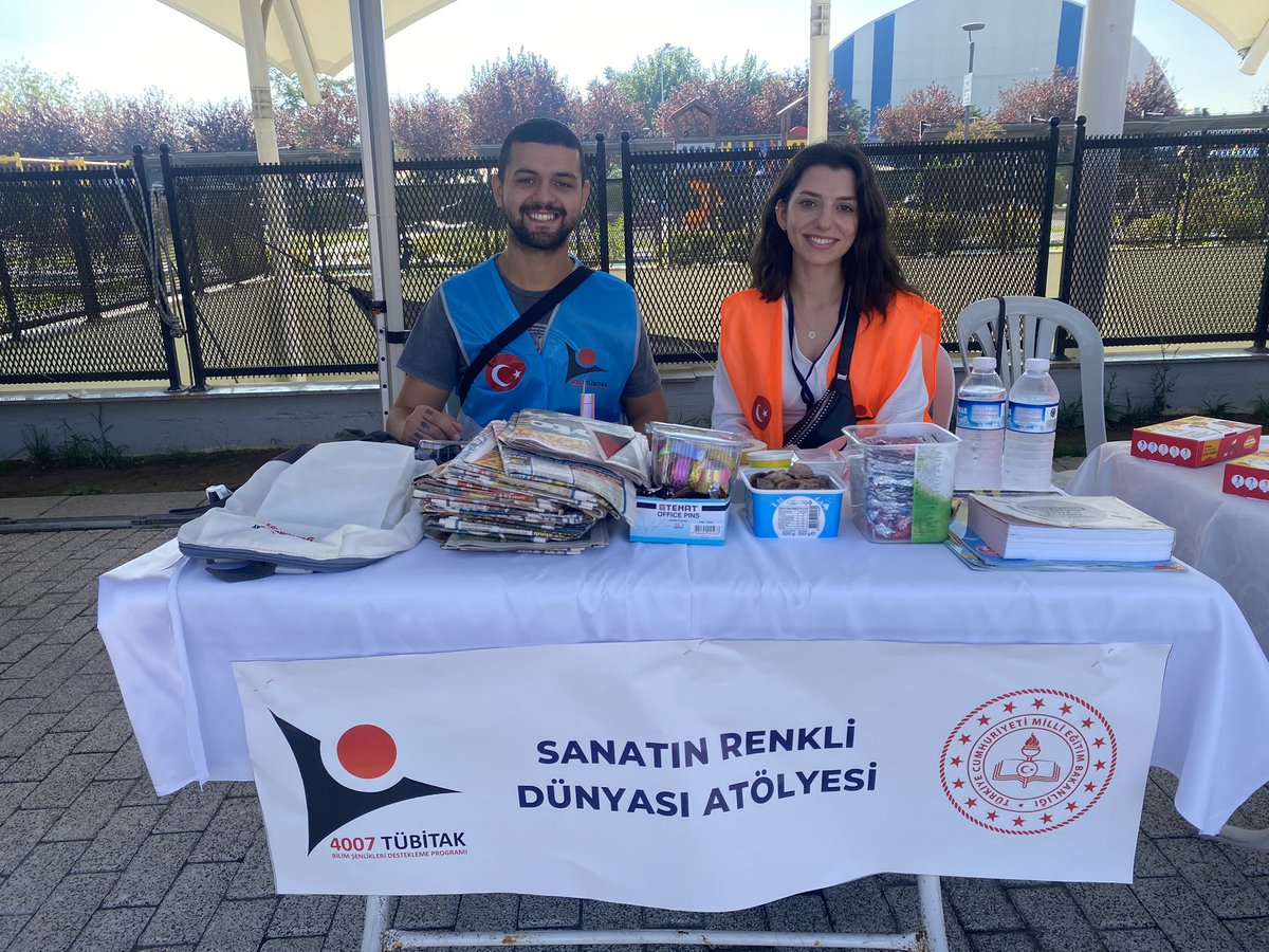 Türkiye genelinde hibe alan 45 projeden biri olan “Küçükçekmece Bilimin İzinde Şenleniyor!” projesi 26-27-28 Eylül 2024 tarihleri arasında Küçükçekmece Fevzi Çakmak Meydanında sergilenmeye devam edecek. #KüçükçekmeceBilimŞenliği <a href="/tcmeb/">Millî Eğitim Bakanlığı</a> <a href="/Tubitak/">TÜBİTAK</a> <a href="/KcekmeceKymklik/">T.C. Küçükçekmece Kaymakamlığı 🇹🇷</a>