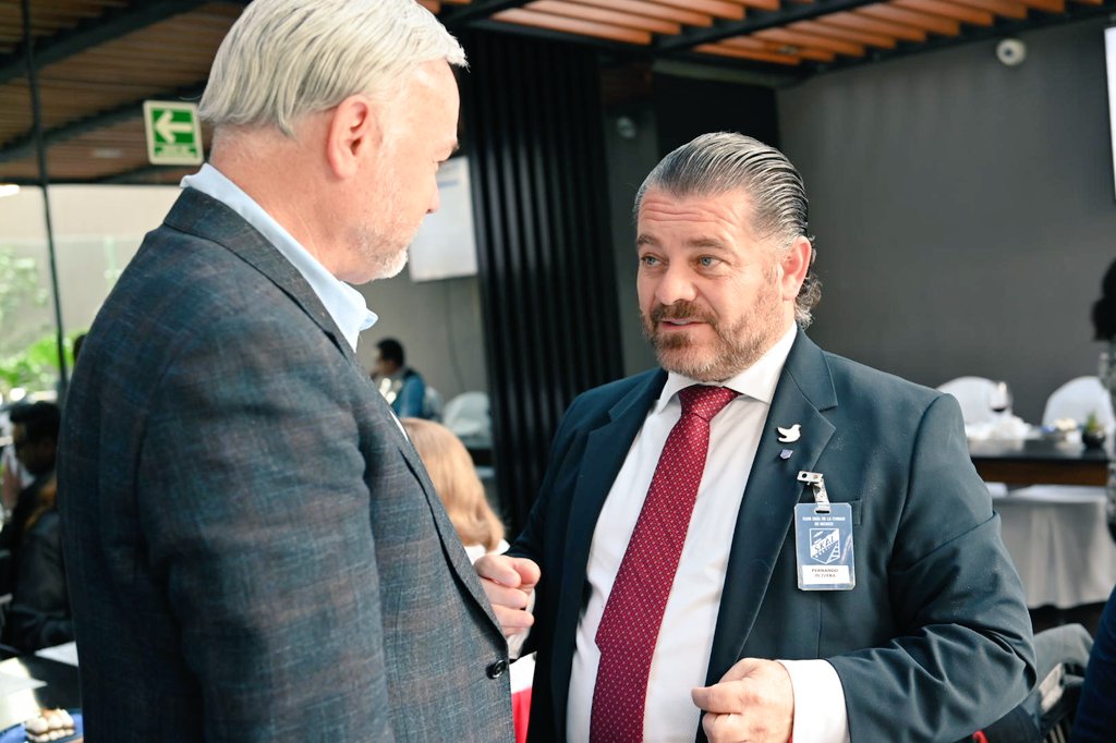 NexosTuristicos's tweet photo. Importante presencia de Roberto Zapata Llabrés, Director General y Presidente del Consejo de Administración de @Hoteles_Mision durante la reciente reunión y comida del Club Skål de la Ciudad de México. 

@skalcdmx @skalmex @Skal_Intl @edgarsolis @ferolivera09 https://t.co/vr47Z00gcO