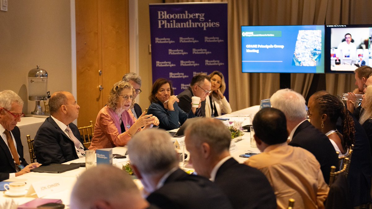 Inger Andersen (@andersen_inger) on Twitter photo Private capital and financing is key to unlock greater climate-smart, low-carbon growth and development.
At #UNGA Glasgow Financial Alliance for Net Zero #GFANZ Principals Meeting, discussions focused on how we unleash more $$$ and bring the climate & nature agendas together. Private capital and financing is key to unlock greater climate-smart, low-carbon growth and development.
At #UNGA Glasgow Financial Alliance for Net Zero #GFANZ Principals Meeting, discussions focused on how we unleash more $$$ and bring the climate & nature agendas together.