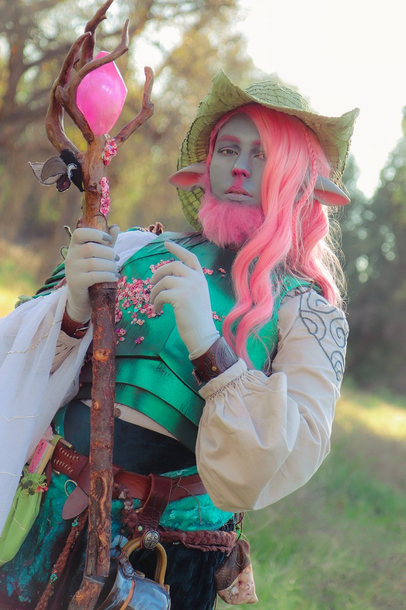 Haven't posted in a bit. Keep forgetting to. Have a Caduceus 
#criticalrolecosplay
#caduceusclay