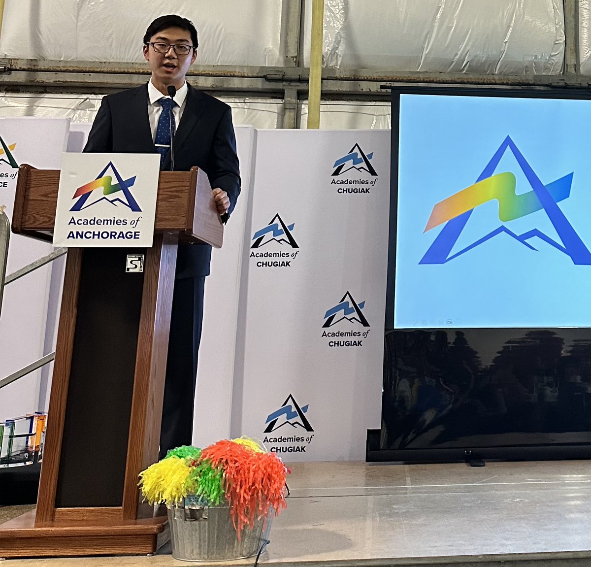 Donna Woods tweet media