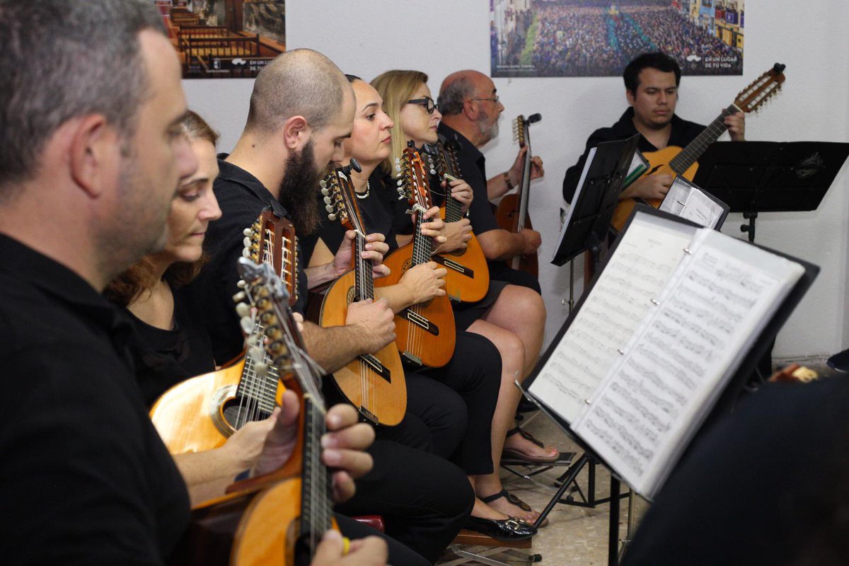 Miércoles 25 de septiembre una representación de la Orquesta participamos en el acto de apertura del año #cuenca2425 organizado por la Federación de comunidades de Castilla la Mancha. <a href="/garaballa/">paco varea</a> fotos: <a href="/XimoFortea/">Ximo Fortea</a>