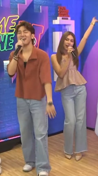 MrLeiho's tweet photo. Rusty Brown laid back inspired outfits with maong on the side ang Singing Power Couple forday Sou episode 

MARIELLE &amp; JM ON SOU 

SOUnliKilig AngJMielle 

#JMielleSOUpreme https://t.co/D1GlS2zHnW
