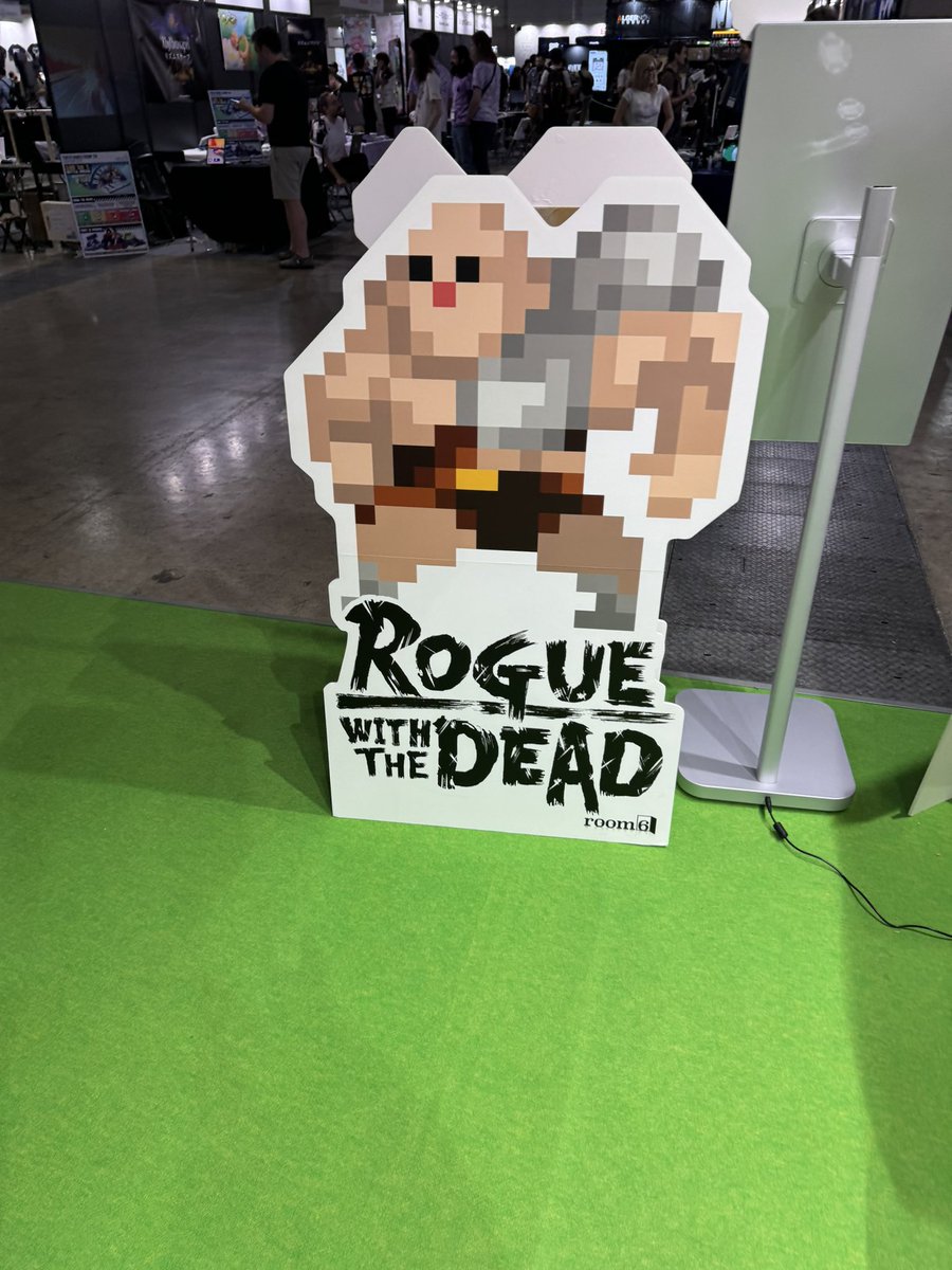incromP2's tweet image. room6さんのブース！
ドット絵好きにはたまらないゲームがありました！

#TGS2024
#room6