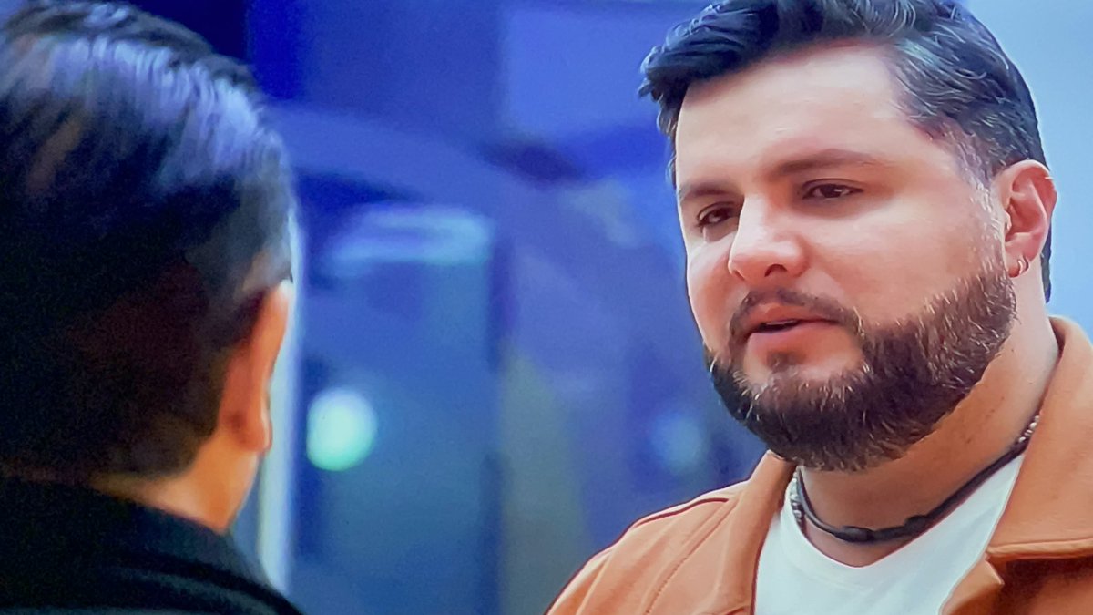 Paul Stanley, entra a la casa y por primera vez se ve cara a cara con Mario Bezares en La Casa de los Famosos México.